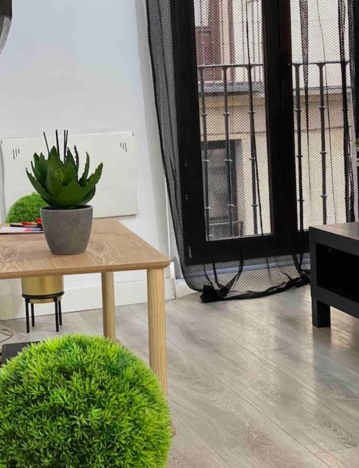 Encantador Apartamento Plaza Mayor Madrid Centro Extérieur photo